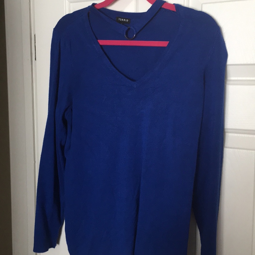 Blue Long sleeve sweater